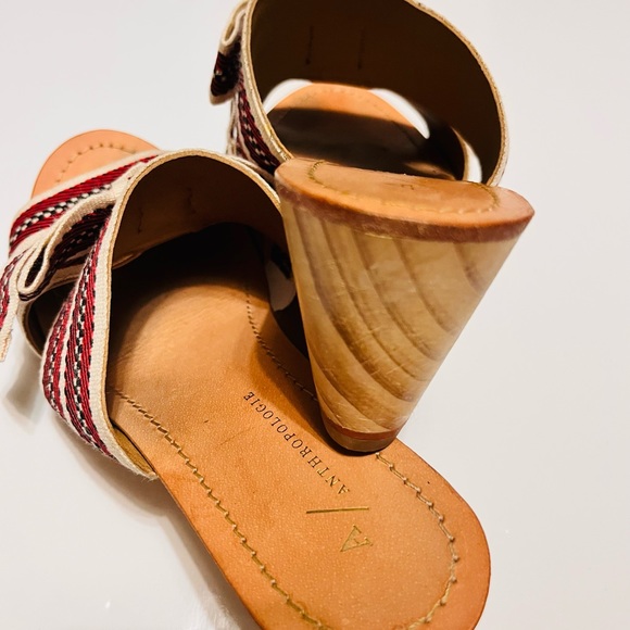 Anthropologie Sandals in Chic Boho printed front fabric strap and bow - Picture 5 of 9